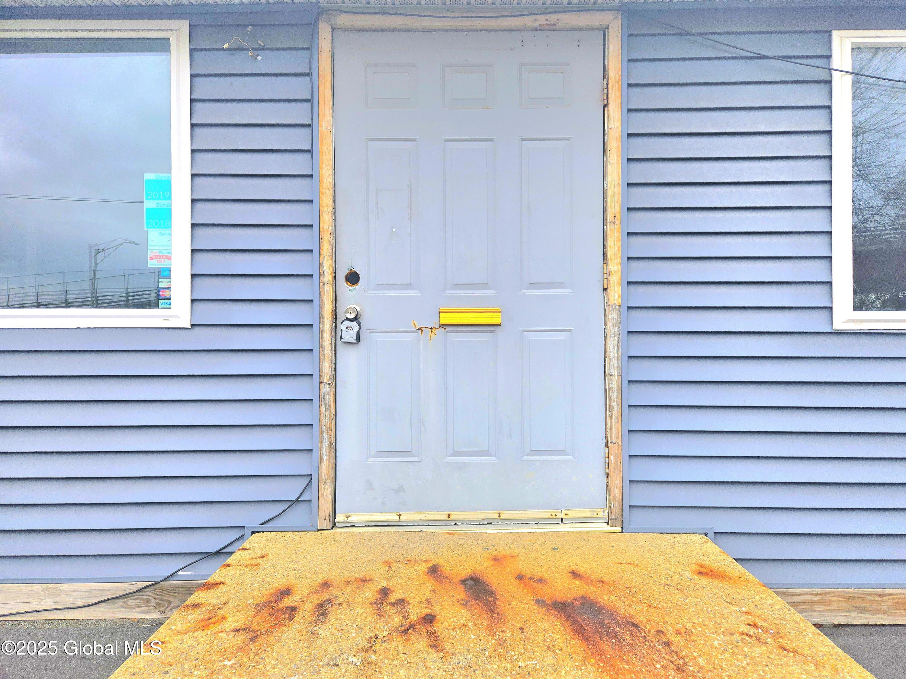 1904 Broadway Watervliet, NY 12189 - Photo 15 of 41 20250416_153020