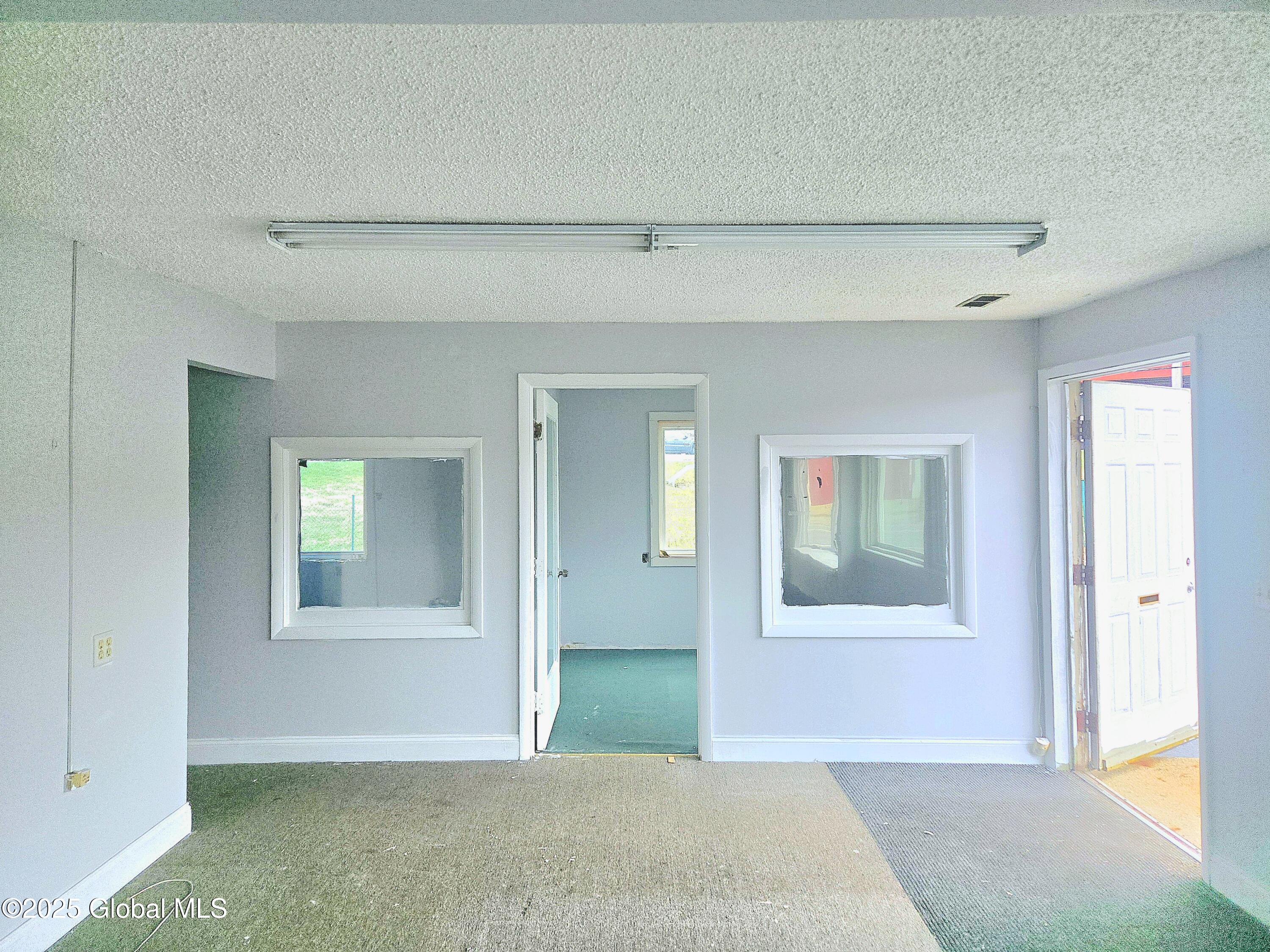 1904 Broadway Watervliet, NY 12189 - Photo 17 of 41 20250416_153200