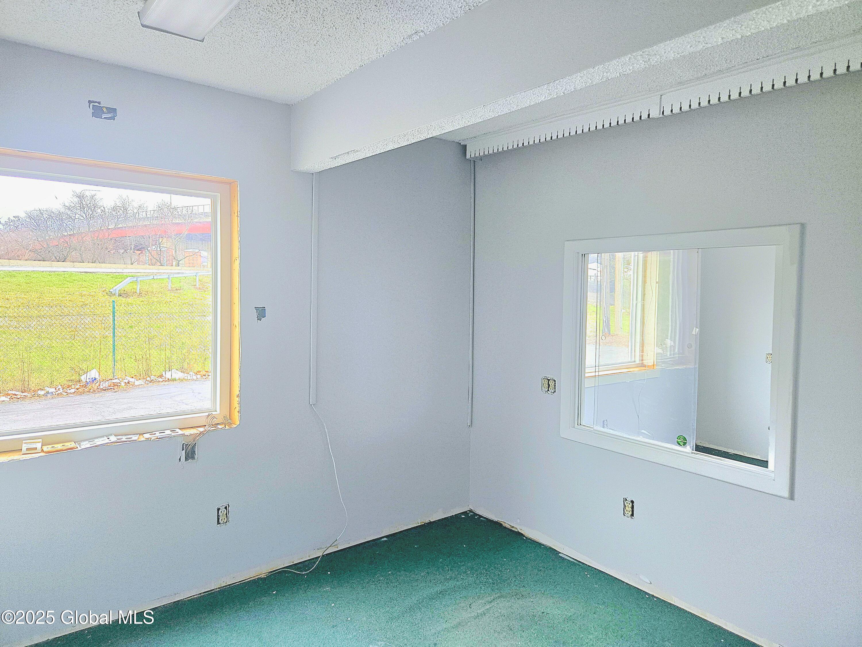 1904 Broadway Watervliet, NY 12189 - Photo 25 of 41 20250416_153331