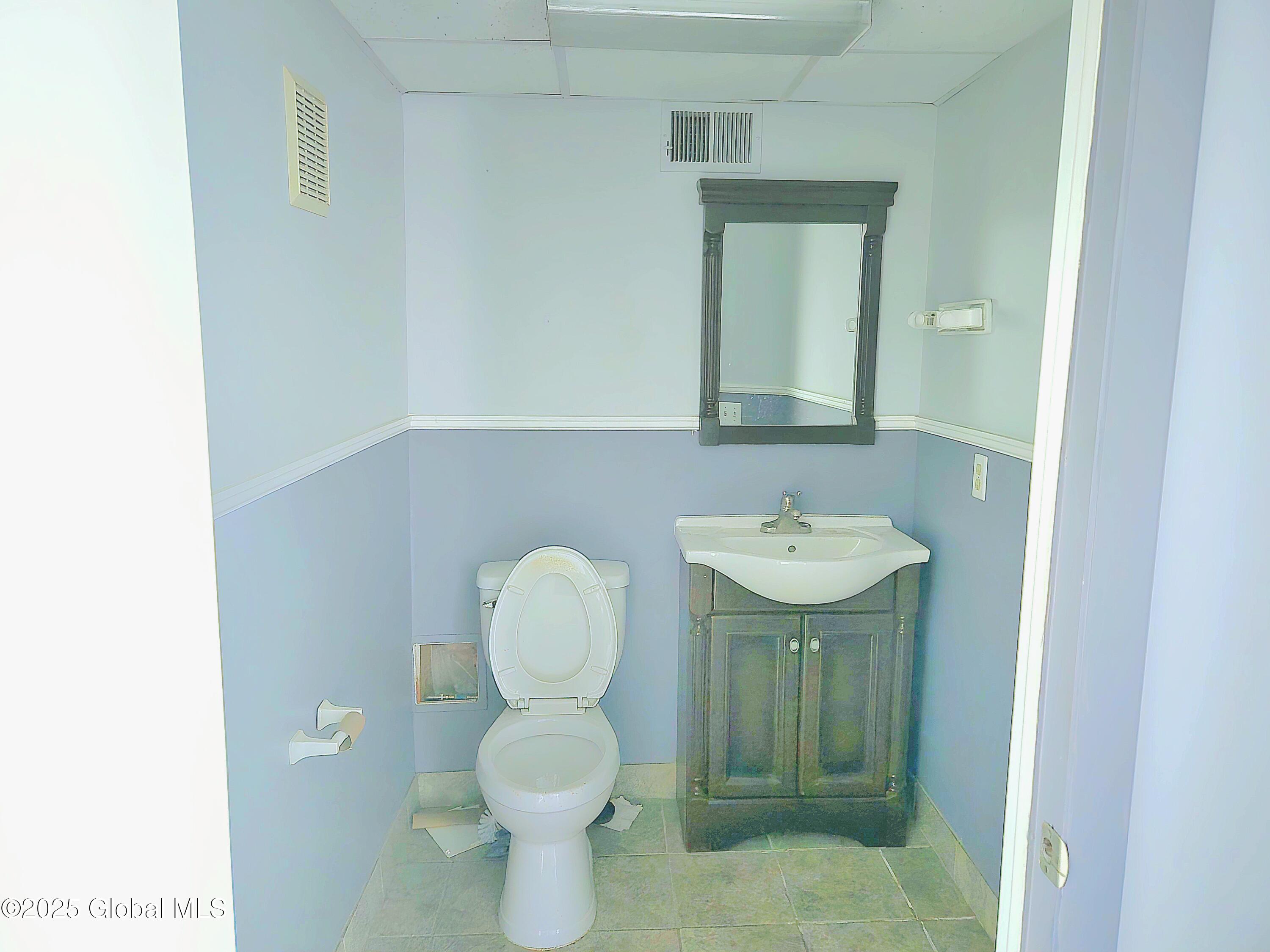 1904 Broadway Watervliet, NY 12189 - Photo 39 of 41 20250416_153952