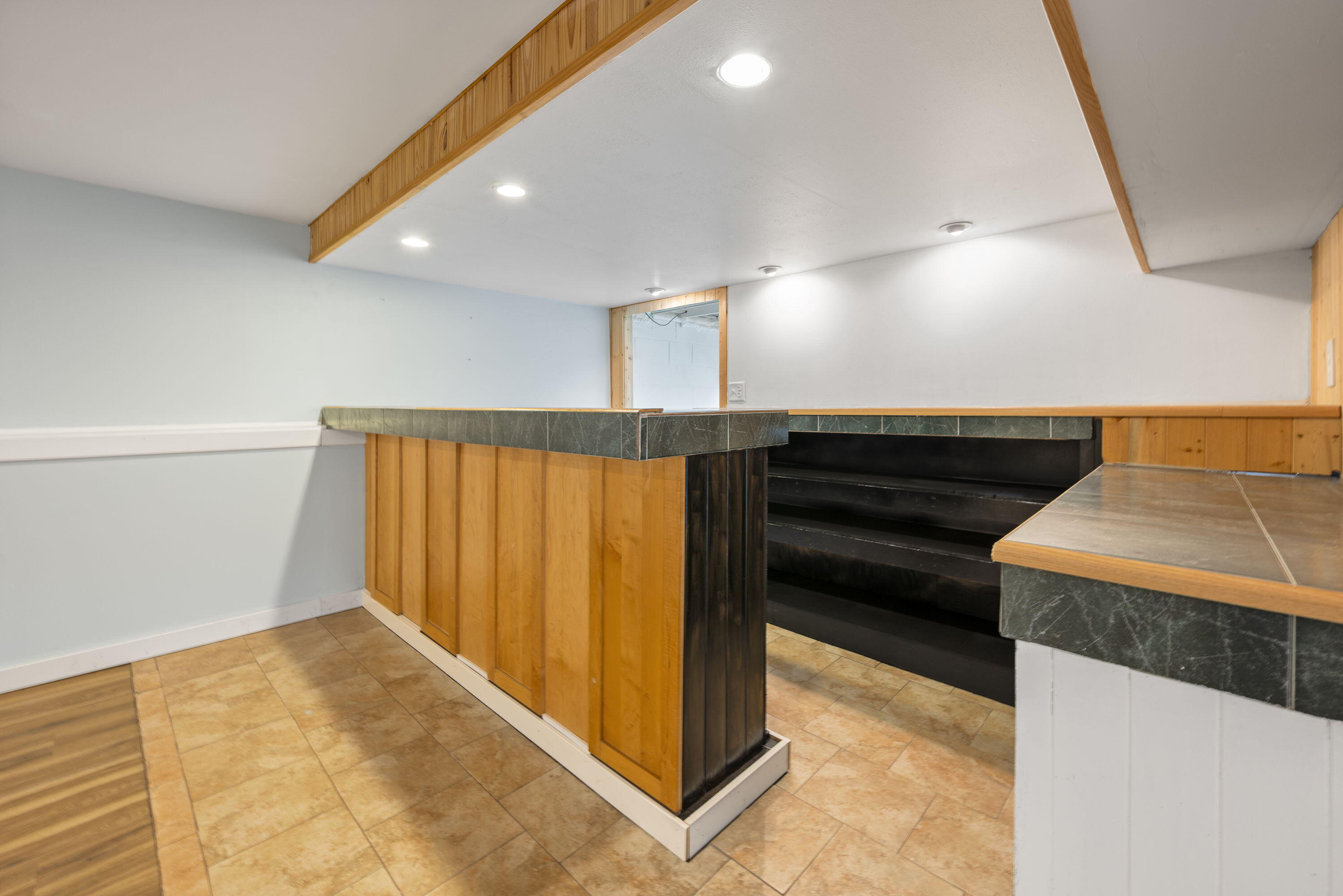 16500 Willow Ridge Lane Brookfield, WI 53005 - Photo 23 of 35 Built-in Bar!