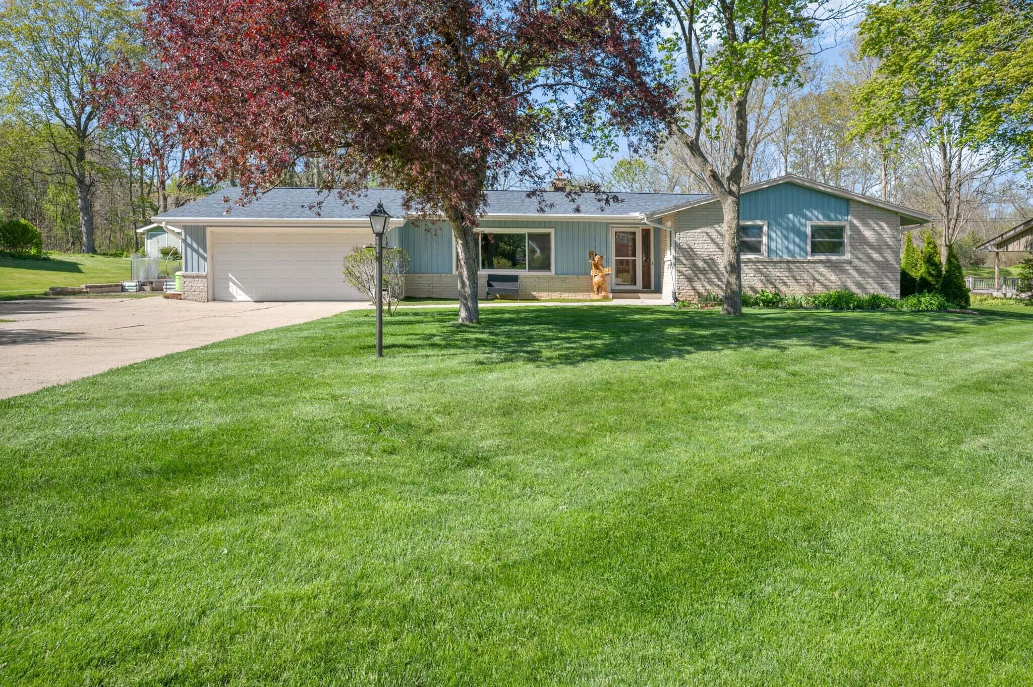16500 Willow Ridge Lane Brookfield, WI 53005 - Photo 29 of 35 Welcome Home!
