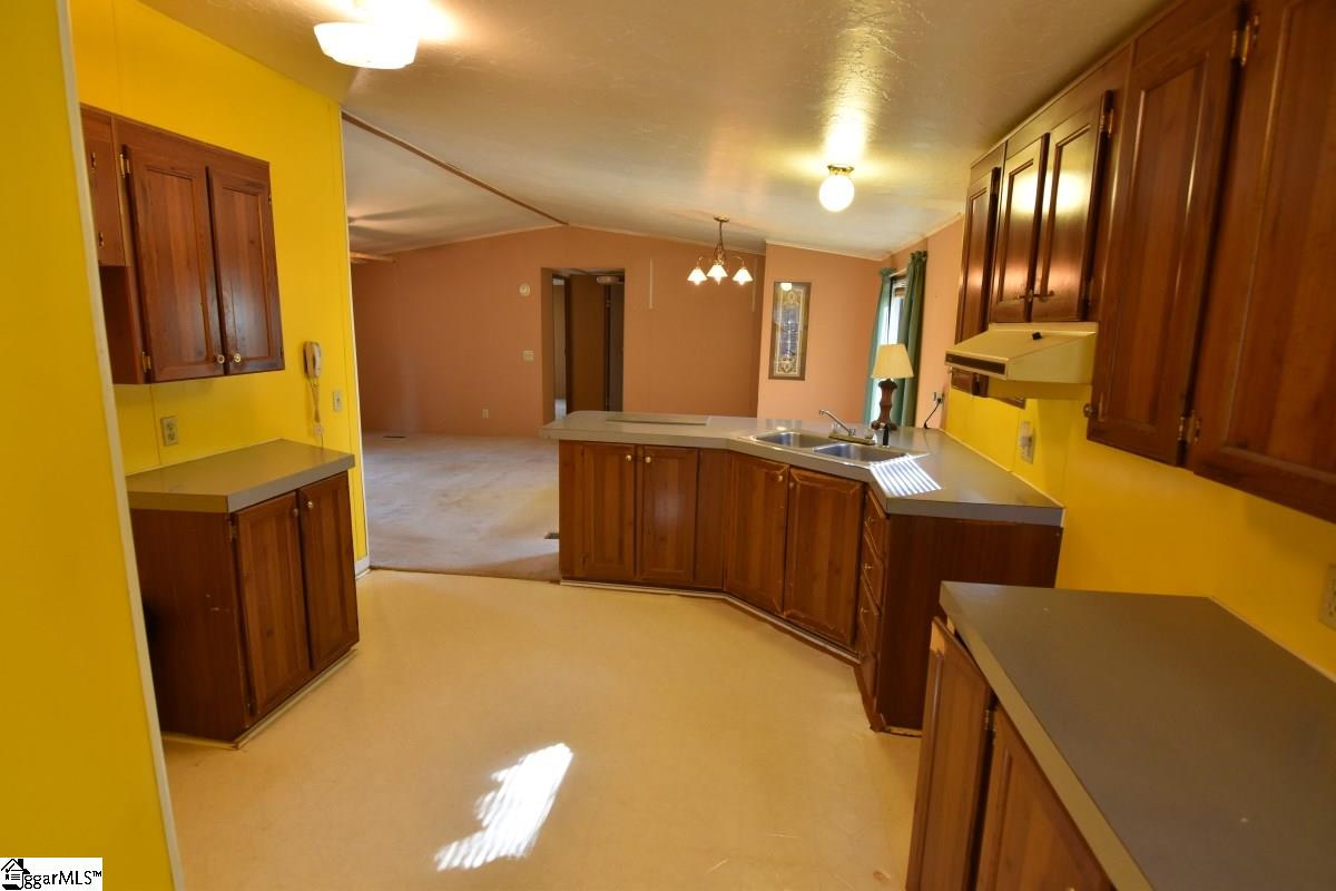 122 Ware Street Easley, SC 29640 - Photo 7 of 27 Gallery Image 7