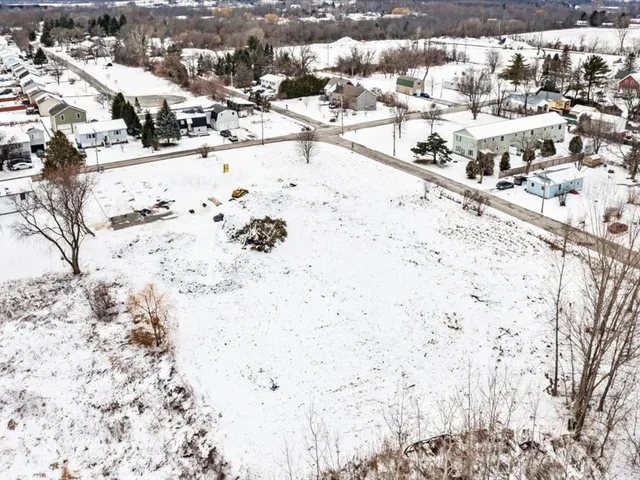 $379,000 | 189 Pearl Street, Unit 101, St. Albans, VT 05478