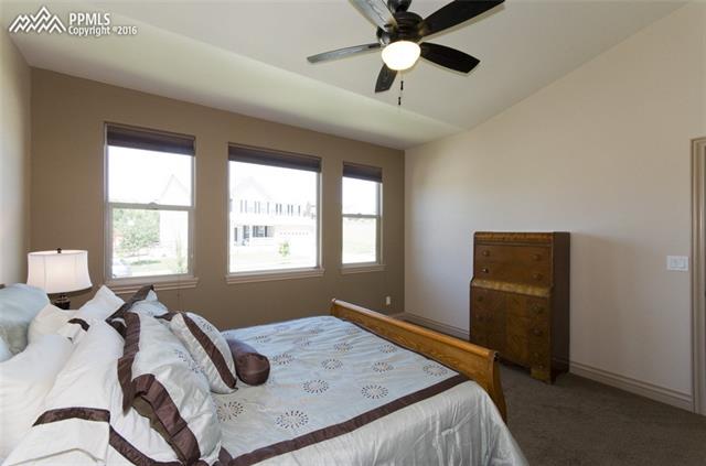 943 Spectrum Loop Colorado Springs, CO 80921 - Photo 13 of 26