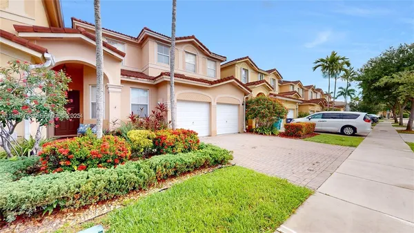 $650,000 | 12281 Southwest 121st Terrace, Miami, FL 33186