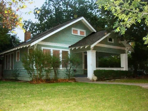 $1,295 | 218 North Windomere Avenue, Unit SMALL, Dallas, TX 75208