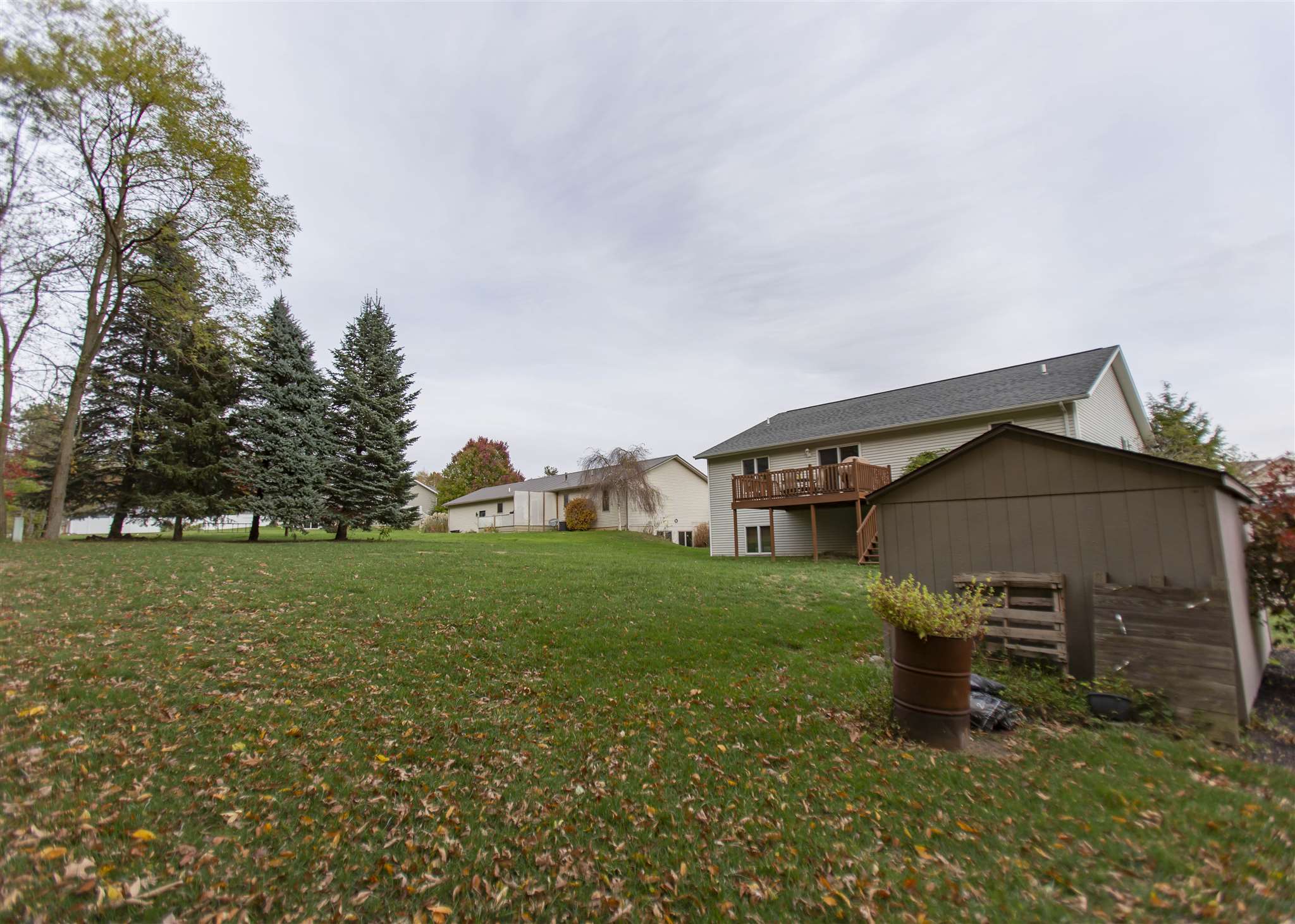 905 North 280 West Angola, IN 46703 - Photo 32 of 36