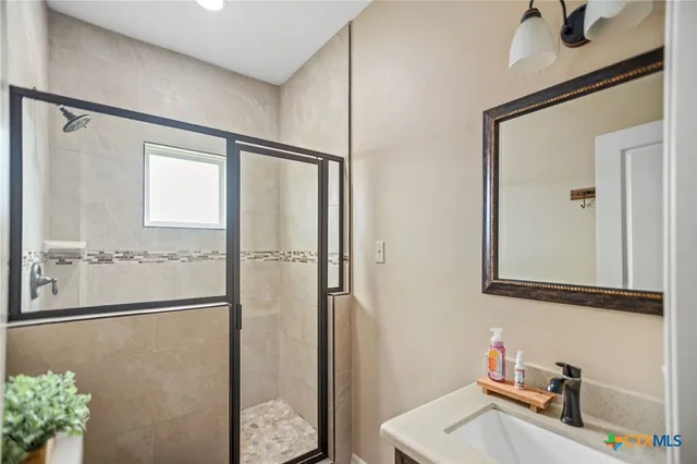 $234,900 | 231 Oleander Avenue, Tivoli, TX 77990