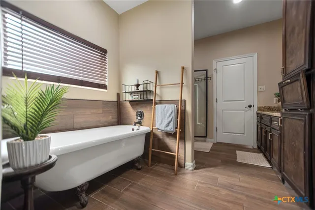 $234,900 | 231 Oleander Avenue, Tivoli, TX 77990