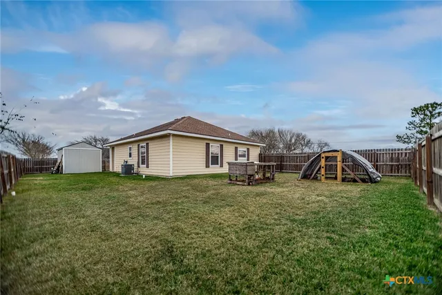 $234,900 | 231 Oleander Avenue, Tivoli, TX 77990