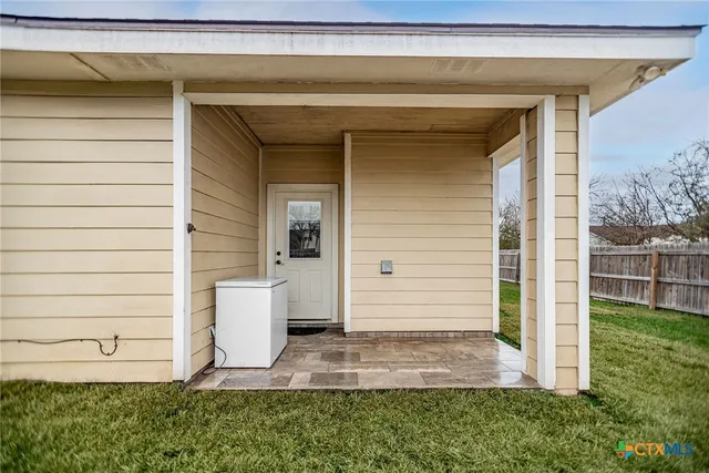 $234,900 | 231 Oleander Avenue, Tivoli, TX 77990