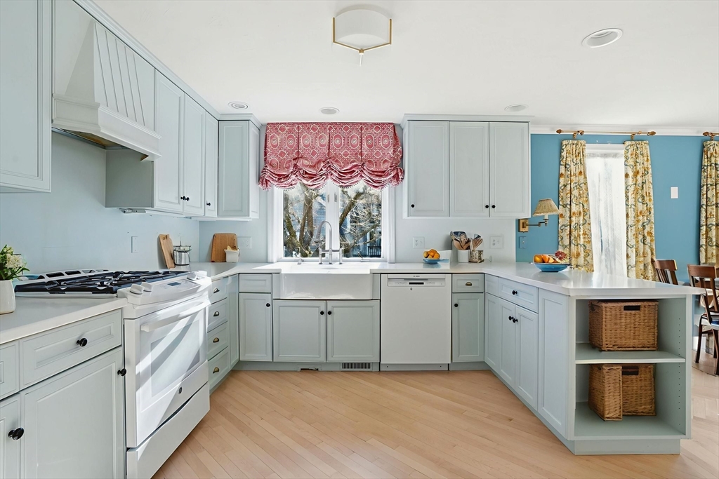 77 Tussock Brook Road, Unit 77 Duxbury, MA 02332 - Photo 11 of 39