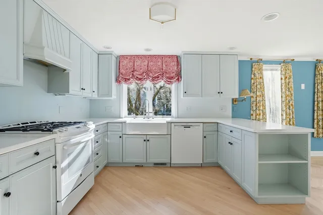 $749,000 | 77 Tussock Brook Road, Unit 77, Duxbury, MA 02332