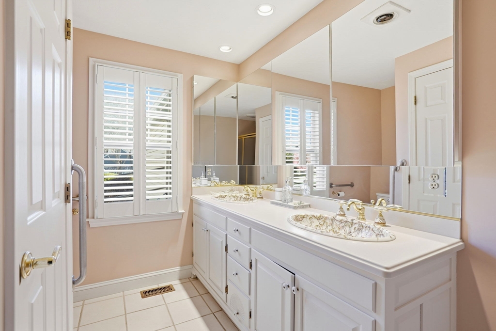 77 Tussock Brook Road, Unit 77 Duxbury, MA 02332 - Photo 32 of 39