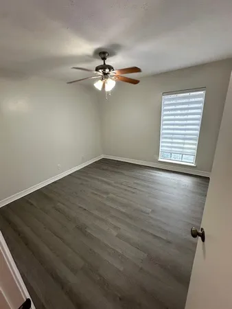 $1,295 | 3400 Timmons Lane, Unit 24, Houston, TX 77027