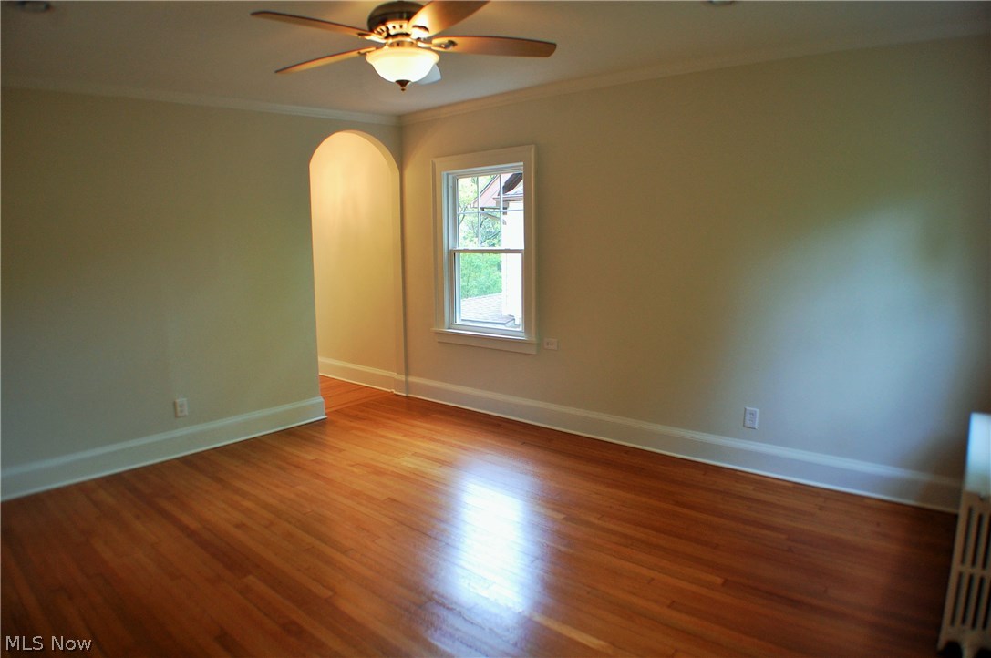 2277 Lamberton Road Cleveland, OH 44118 - Photo 13 of 34 Master bedroom view towards closet and ensuite bath