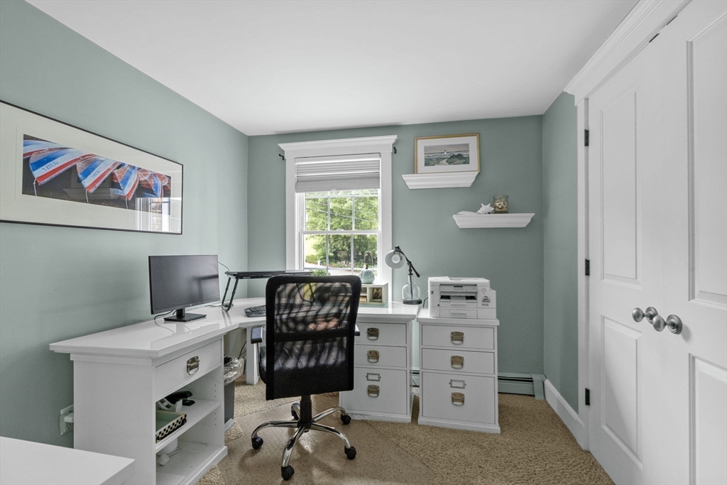 102 Riverside Circle Marshfield, MA 02050 - Photo 23 of 42