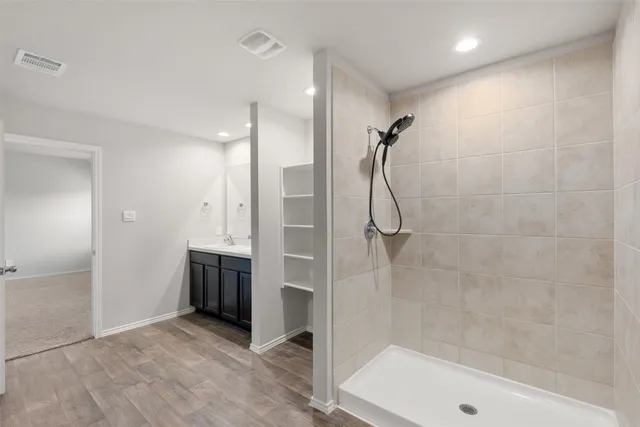 $2,300 | 14805 Prickly Pear Cove, Magnolia, TX 77354