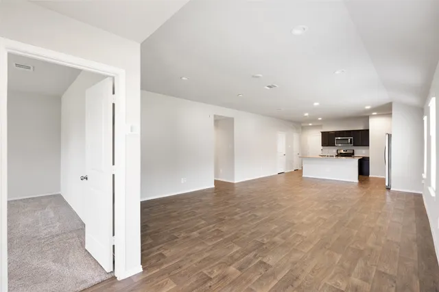 $2,300 | 14805 Prickly Pear Cove, Magnolia, TX 77354