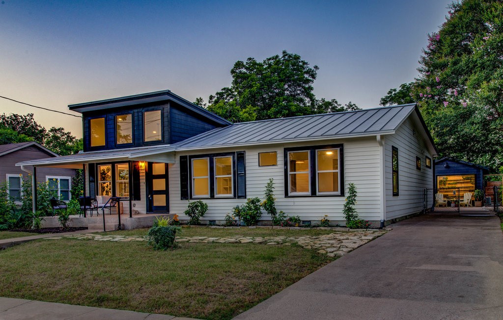 1404 Ruth Avenue Austin, TX 78757 - Photo 1 of 1