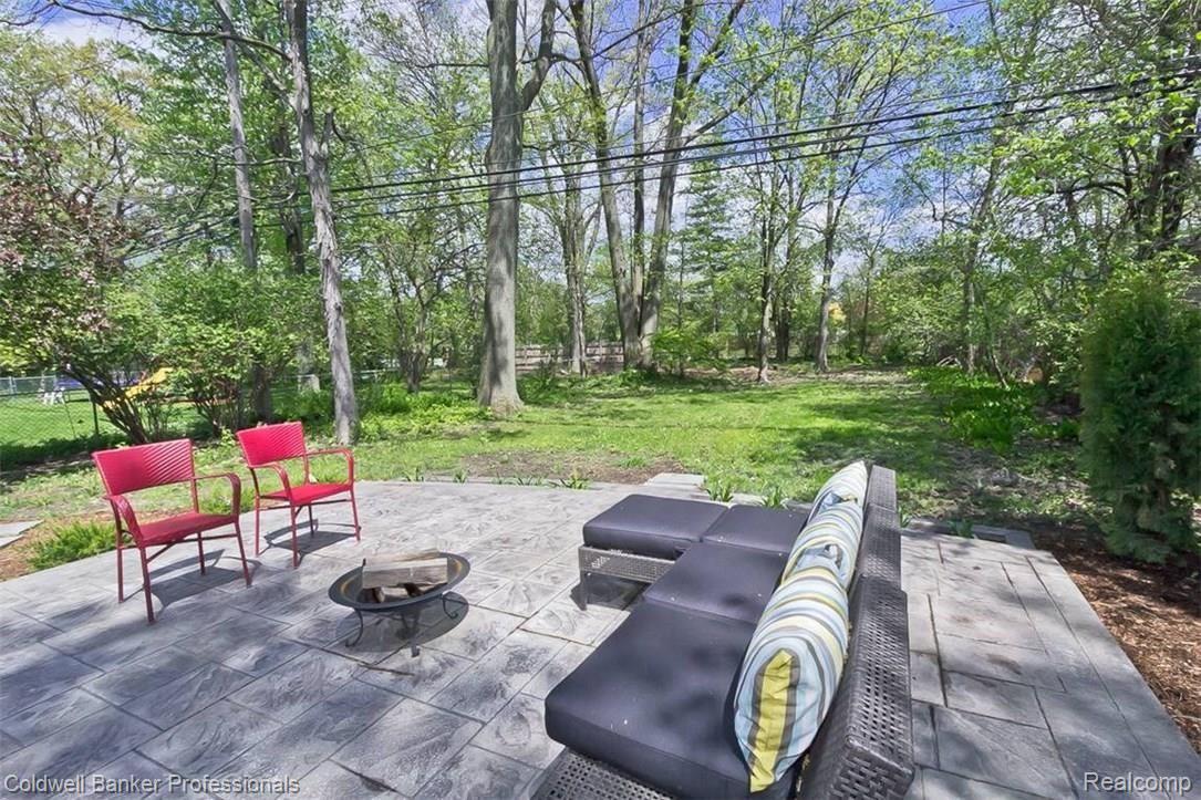 3600 Kenmore Road Berkley, MI 48072 - Photo 33 of 36 Custom paver patio with spacious backyard