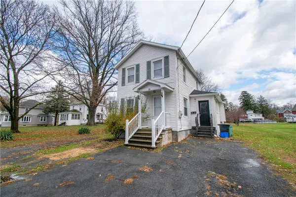 $170,000 | 54 Center Street, Waterloo, NY 13165