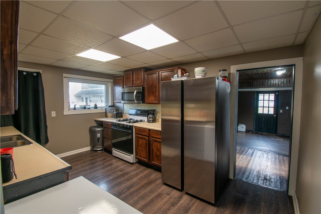 54 Center Street Waterloo, NY 13165 - Photo 21 of 46