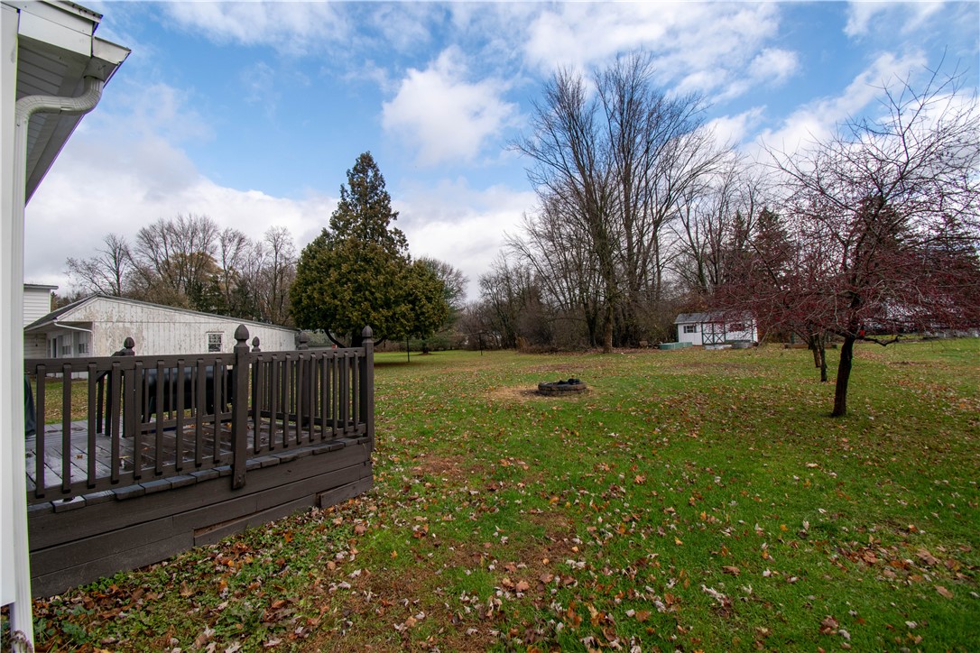 54 Center Street Waterloo, NY 13165 - Photo 3 of 46