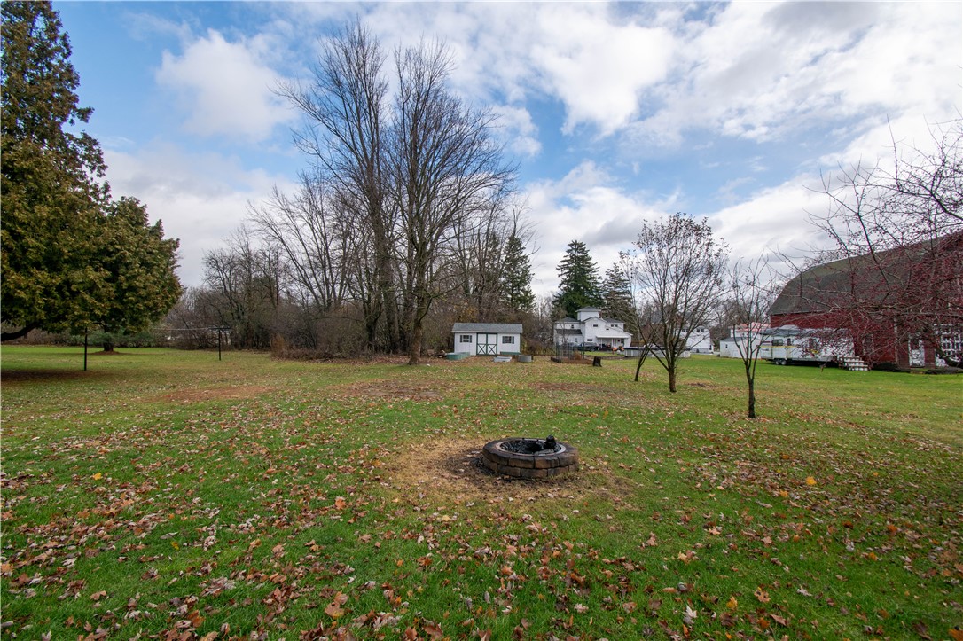 54 Center Street Waterloo, NY 13165 - Photo 6 of 46