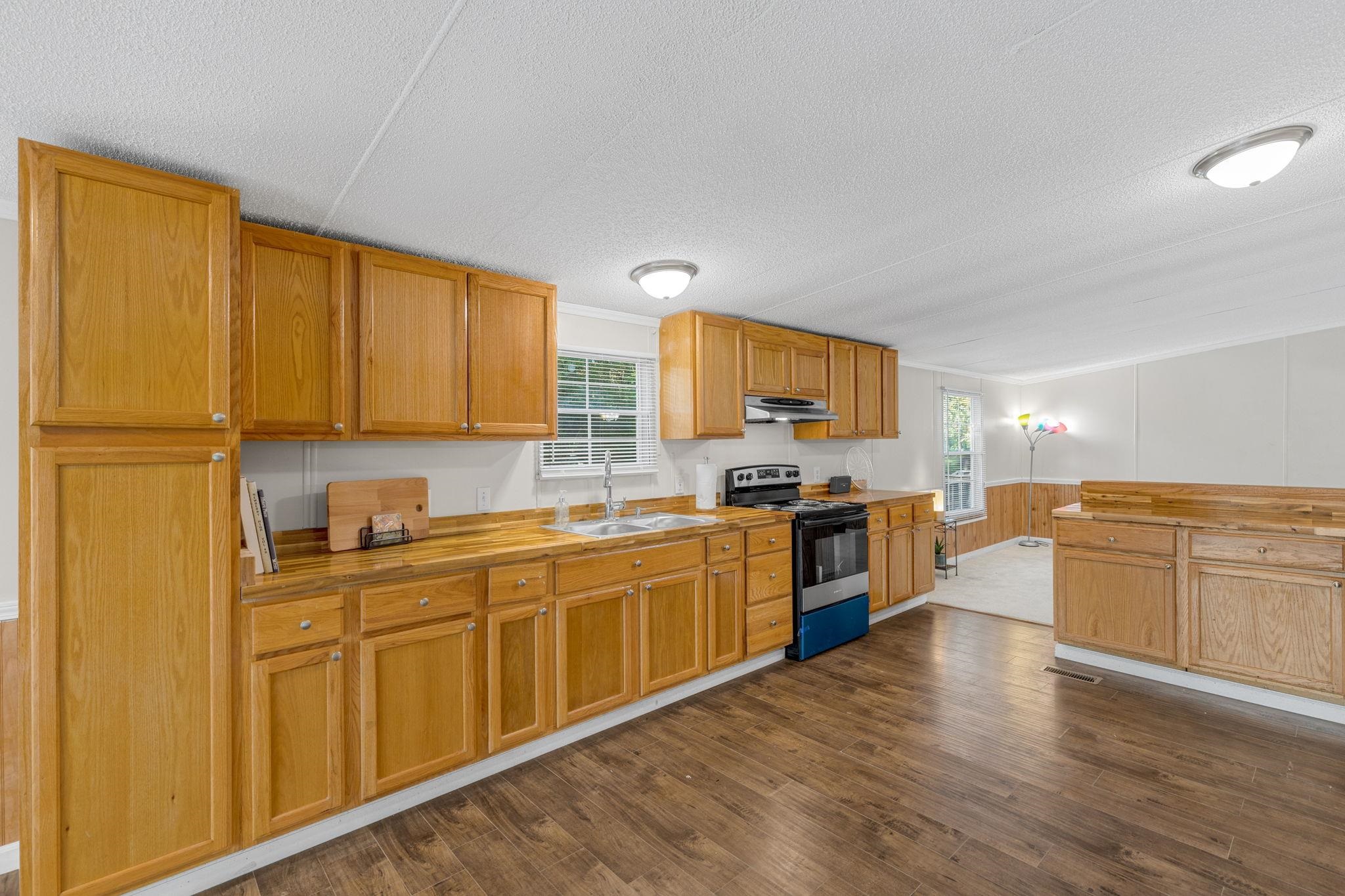 440 Shaw Road Roebuck, SC 29376 - Photo 15 of 36