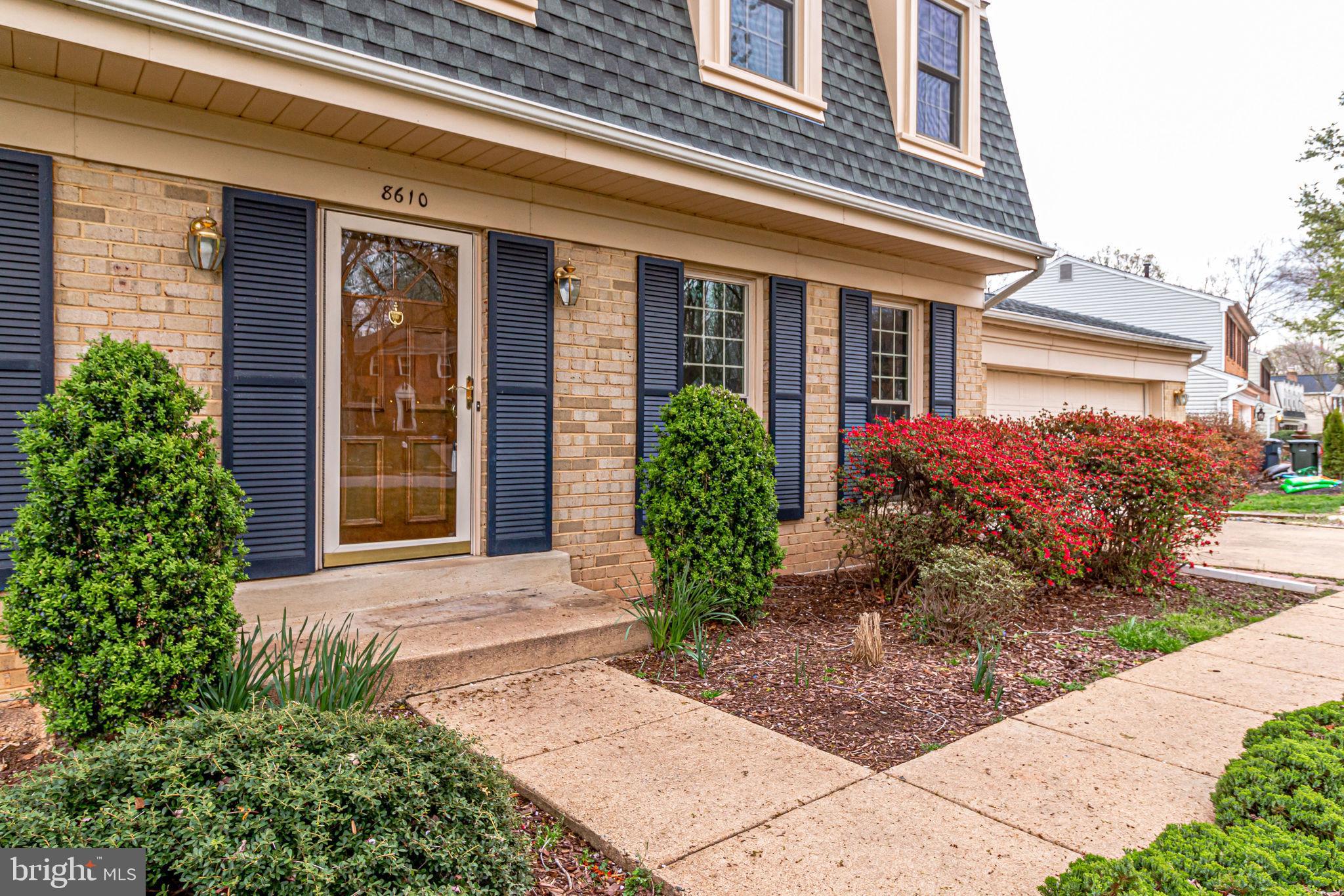 8610 Powder Horn Road Springfield, VA 22152 - Photo 3 of 65