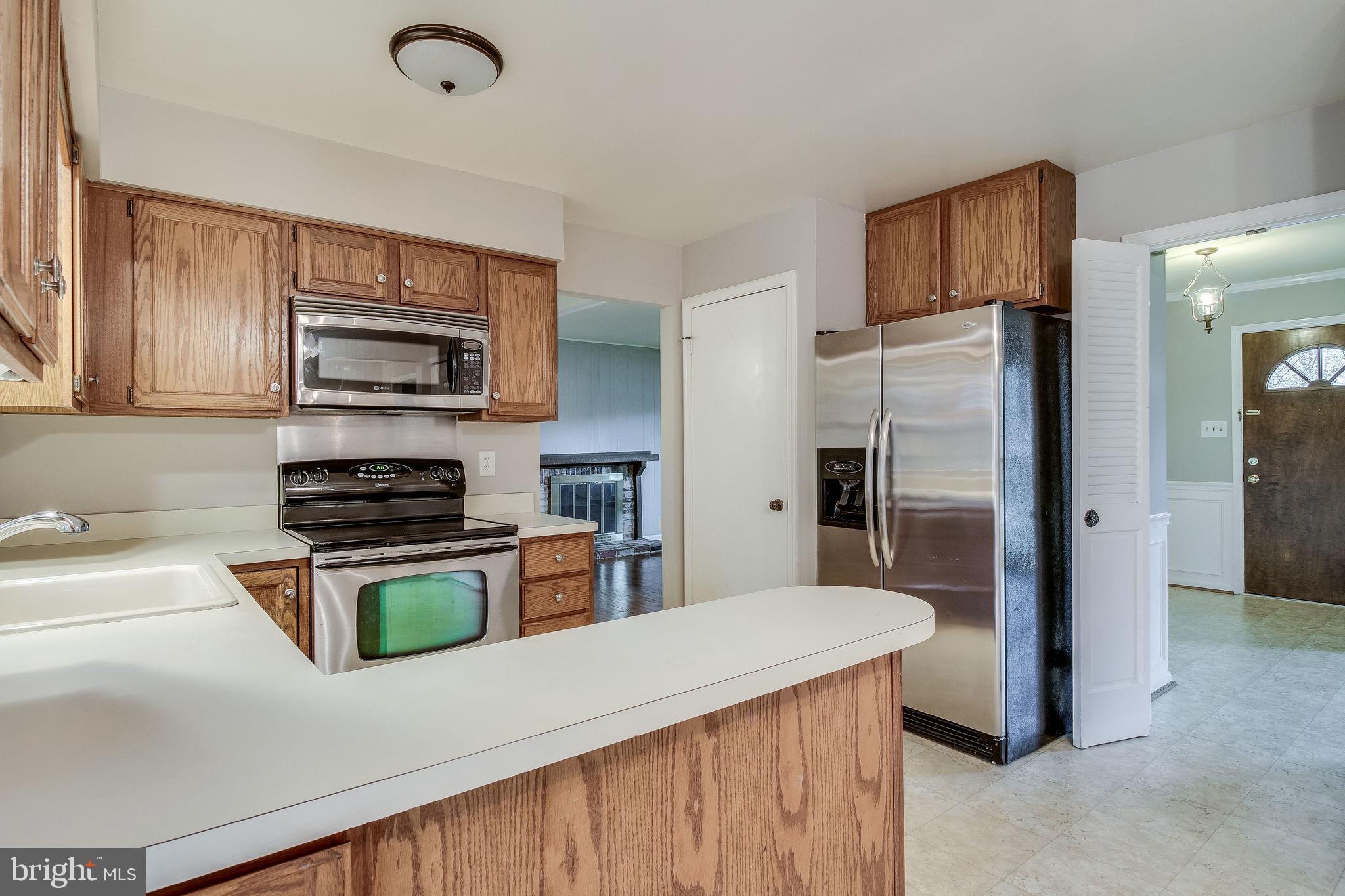 8610 Powder Horn Road Springfield, VA 22152 - Photo 21 of 65