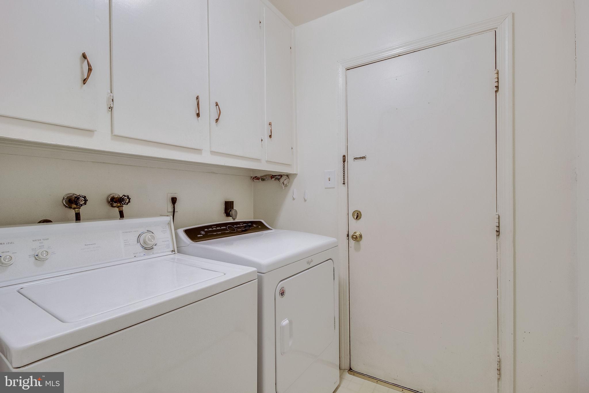 8610 Powder Horn Road Springfield, VA 22152 - Photo 28 of 65