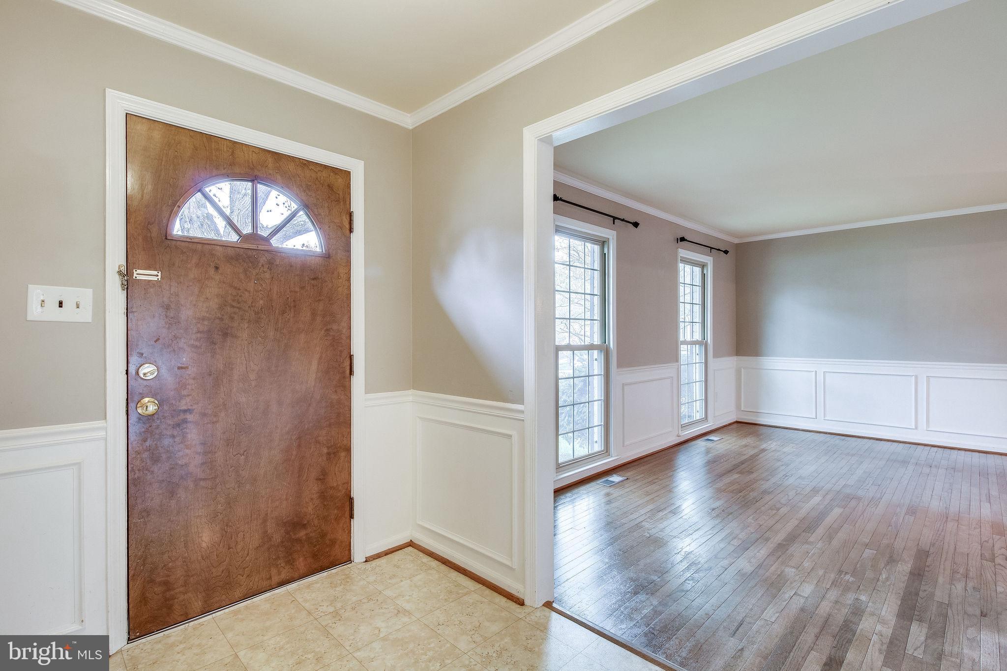 8610 Powder Horn Road Springfield, VA 22152 - Photo 5 of 65