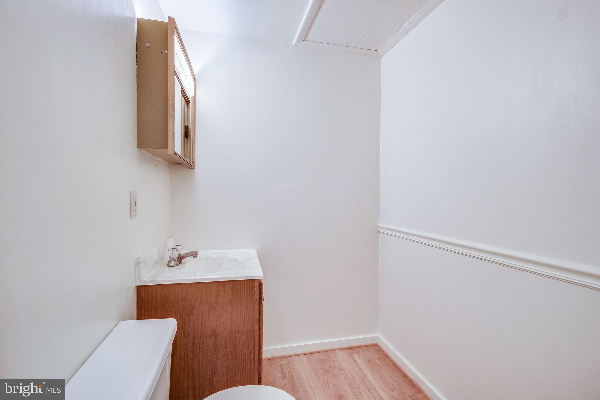 8610 Powder Horn Road Springfield, VA 22152 - Photo 53 of 65