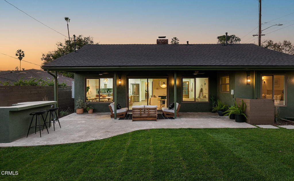 2650 Catherine Road Altadena, CA 91001 - Photo 35 of 37 a view of a house with a garden