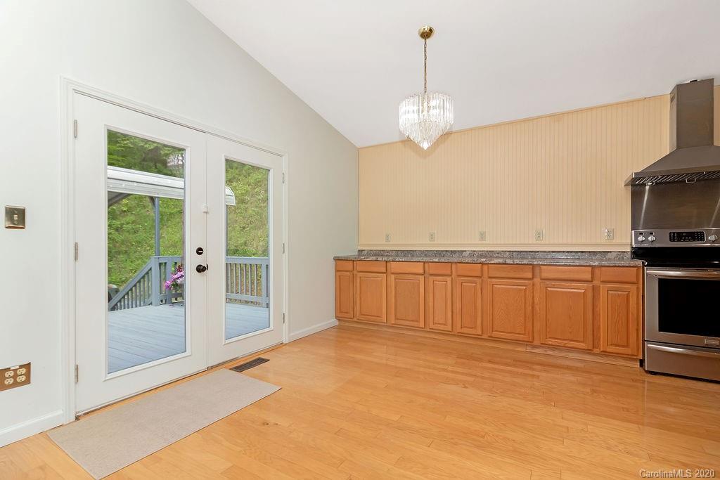1443 Hannah Ford Road Brevard, NC 28712 - Photo 12 of 38 Gallery Image 12