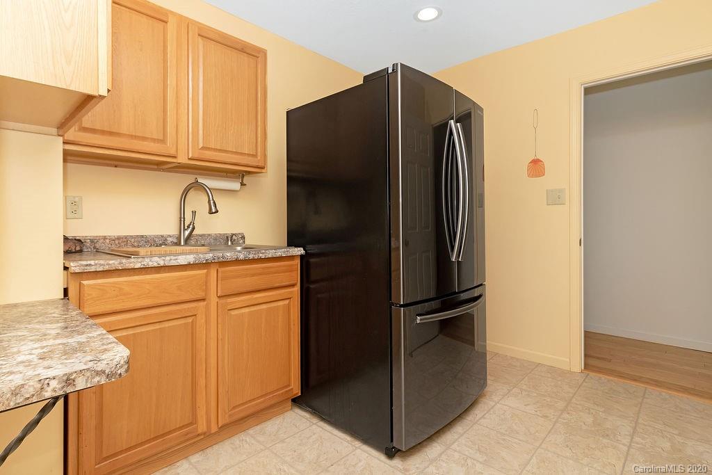 1443 Hannah Ford Road Brevard, NC 28712 - Photo 16 of 38 Gallery Image 16