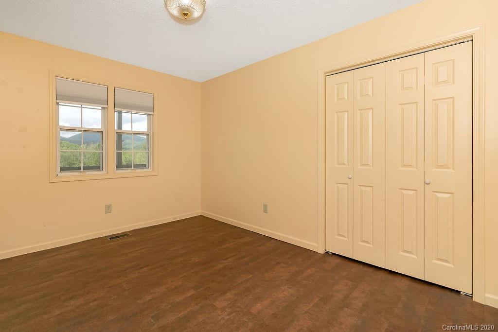 1443 Hannah Ford Road Brevard, NC 28712 - Photo 21 of 38 Gallery Image 21