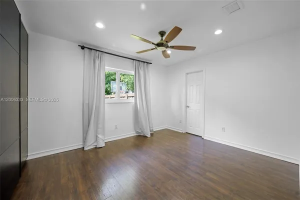 $5,950 | 8330 Southwest 171st Street, Palmetto Bay, FL 33157