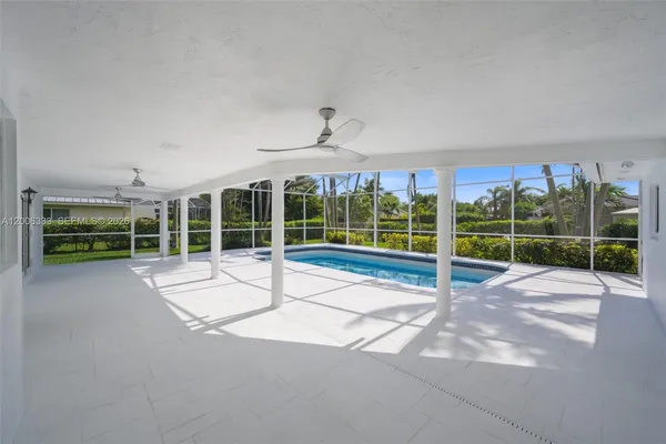 $5,950 | 8330 Southwest 171st Street, Palmetto Bay, FL 33157