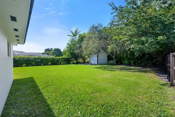 $5,950 | 8330 Southwest 171st Street, Palmetto Bay, FL 33157
