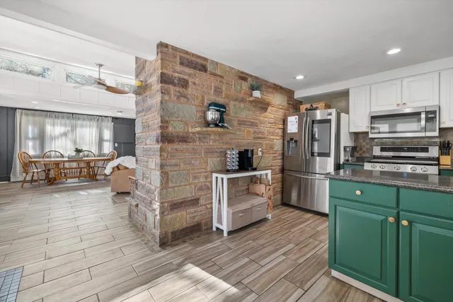 $375,000 | 2525 Green Haze Avenue, Mount Pleasant, WI 53406