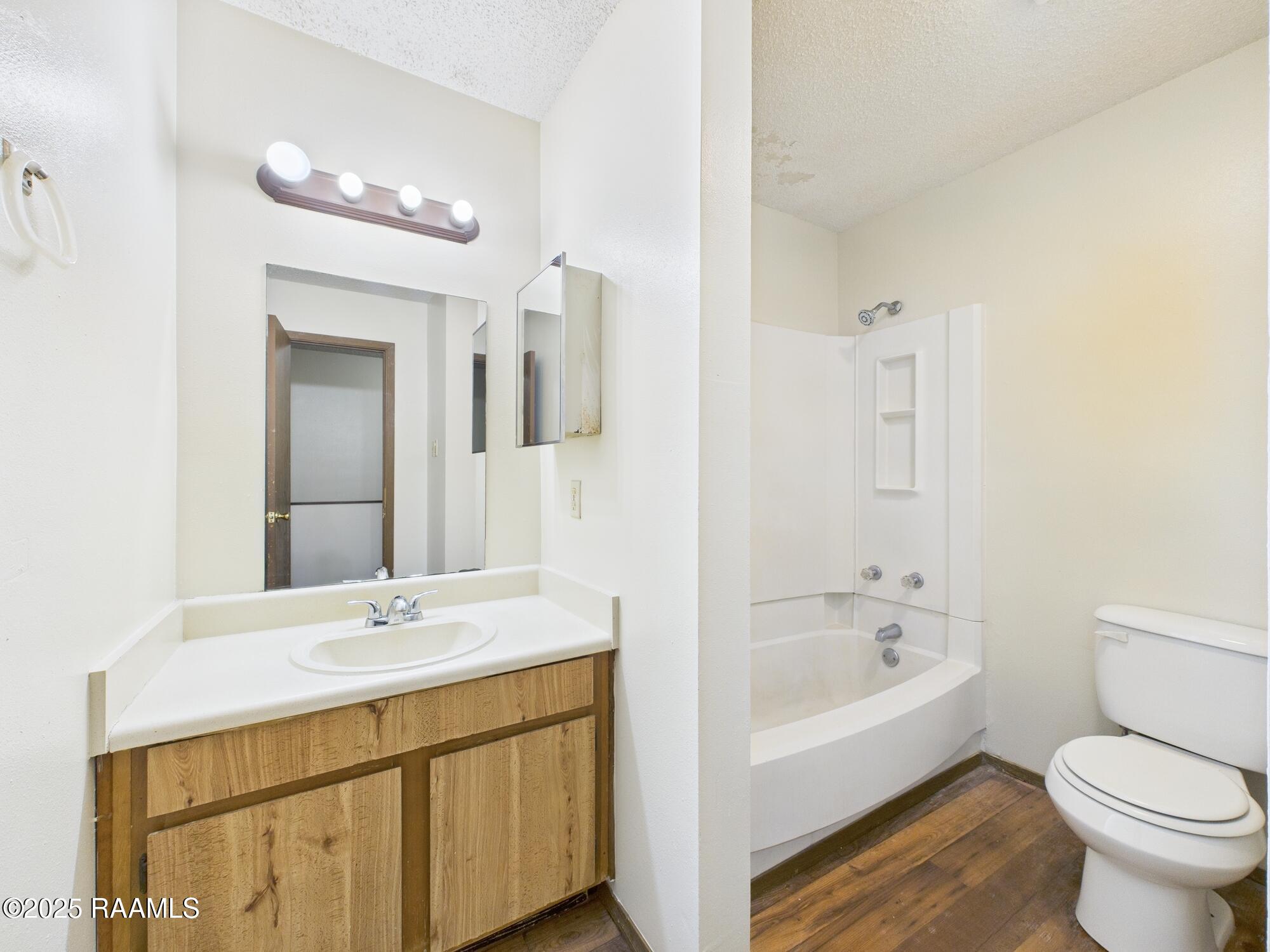 201 High Meadows Boulevard, Unit 218 Lafayette, LA 70507 - Photo 11 of 16 CAM02400G0-PR0208-STILL009