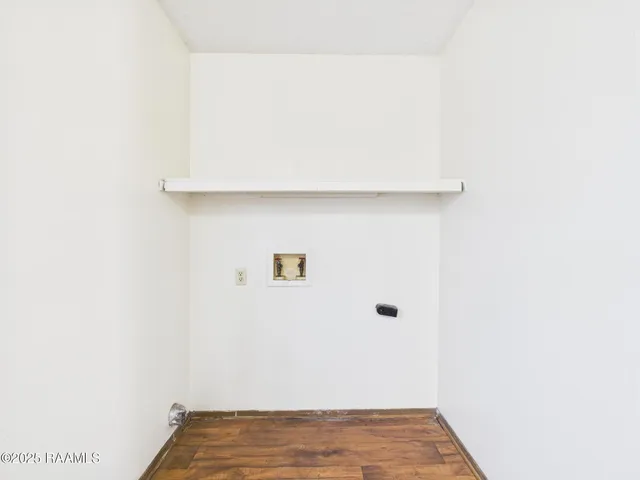 $950 | 201 High Meadows Boulevard, Unit 218, Lafayette, LA 70507