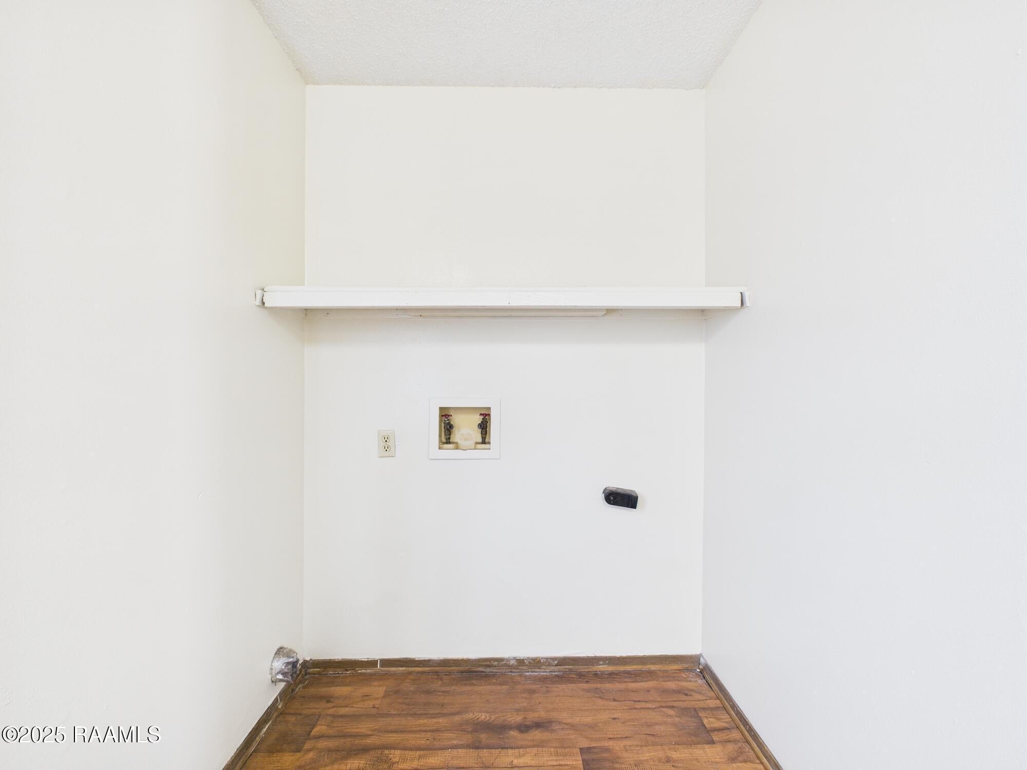 201 High Meadows Boulevard, Unit 218 Lafayette, LA 70507 - Photo 13 of 16 CAM02400G0-PR0208-STILL006