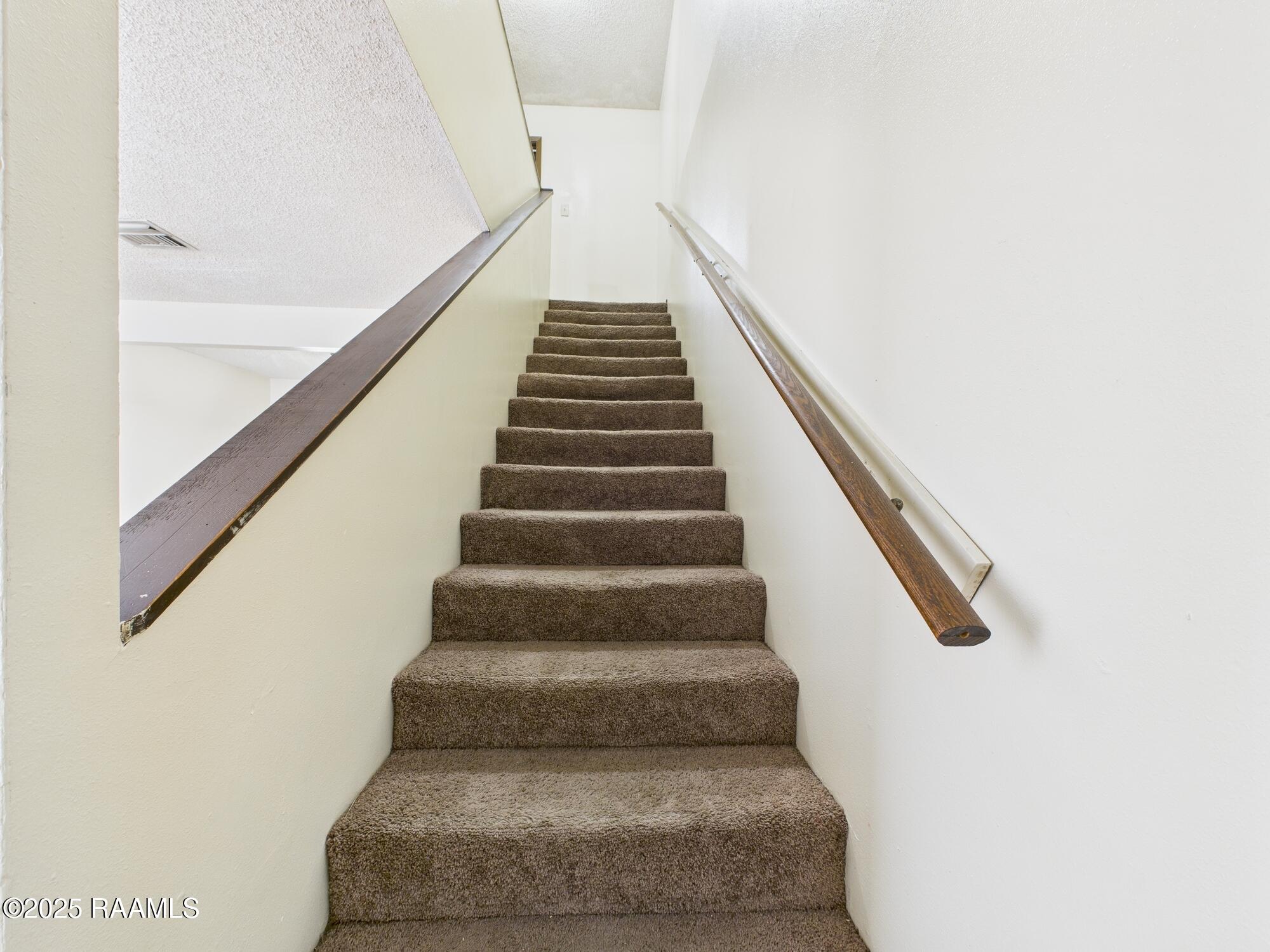 201 High Meadows Boulevard, Unit 218 Lafayette, LA 70507 - Photo 6 of 16 CAM02400G0-PR0208-STILL002