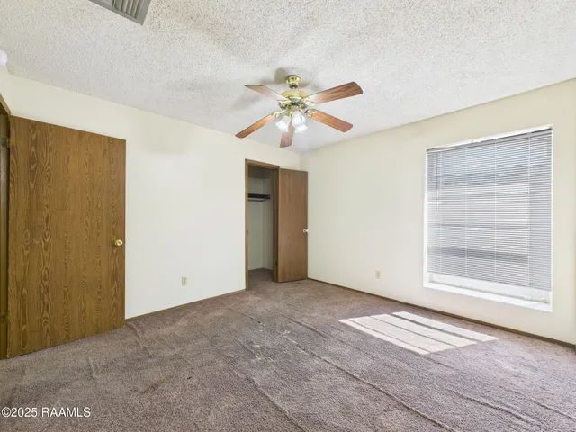 $950 | 201 High Meadows Boulevard, Unit 218, Lafayette, LA 70507