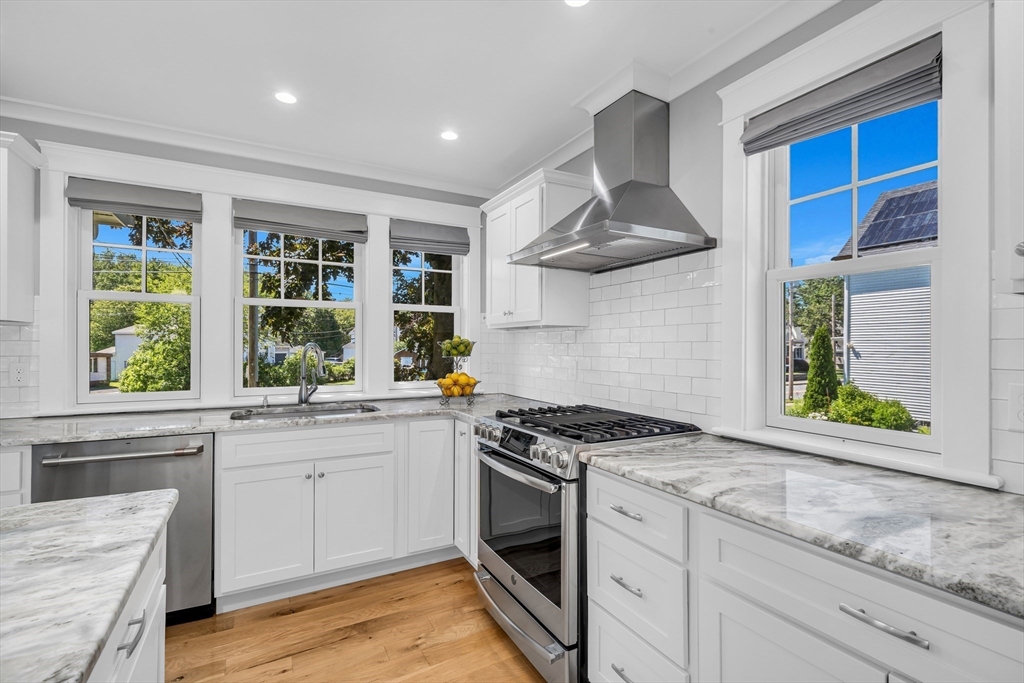 15 B Ferry Road Salisbury, MA 01952 - Photo 11 of 35 Gallery Image 11